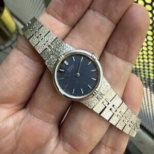 Vintage Seiko Ladies Wrist Watch Dainty Stainless Steel Blue Dial 1400-0259